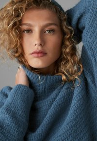 Next Vesta - blue