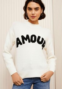 Friends Like These REGULAR FIT - SLOGAN AMOUR  - Džemperis - ivory