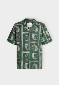Δεν επιλέχθηκε, pine green