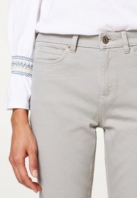edc by Esprit Broek - light grey