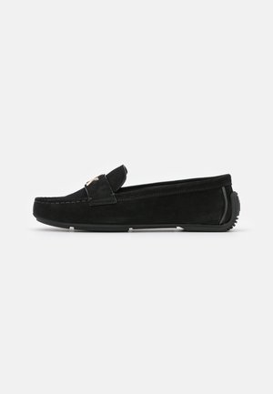 Loafers - black
