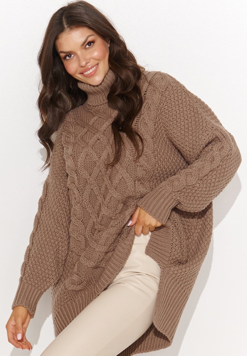 Numinou Z GOLFEM brązowy