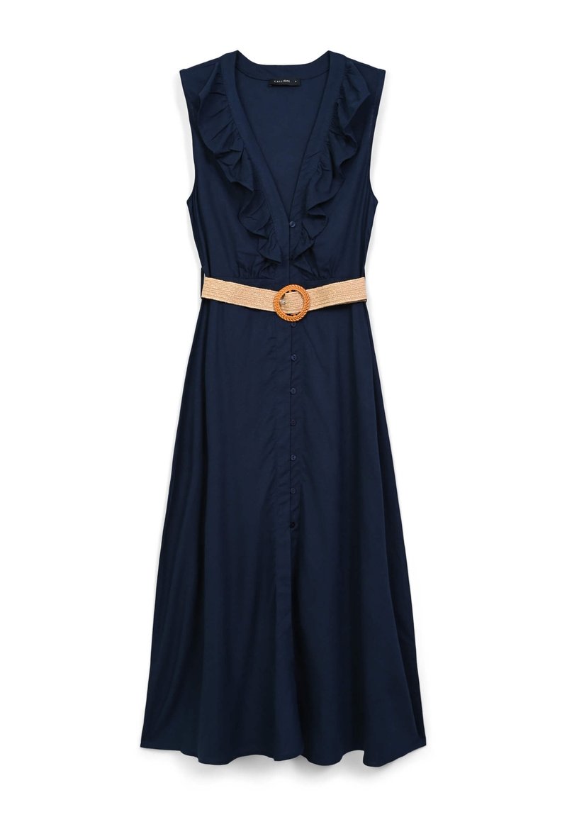Abito senza maniche blu navy con scollatura a volant, apertura con bottoni e cintura beige strutturata con una fibbia circolare.