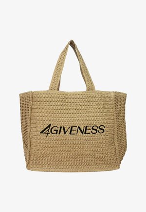 Bolsa tote beige tejida con dos asas y texto negro "4GIVENESS" en la parte frontal.