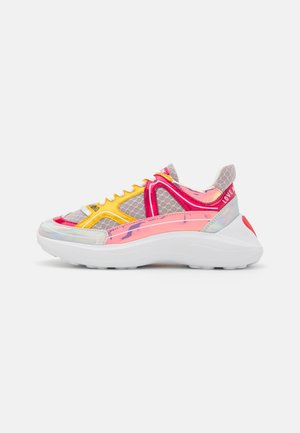 Sneakers - multi-coloured