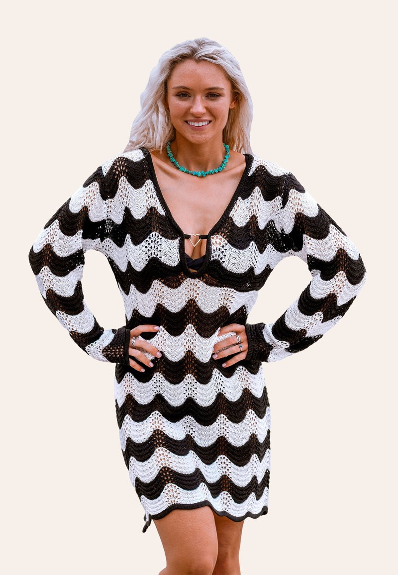 Cupshe STRIPED CROCHET - Abito in maglia - black white stripes