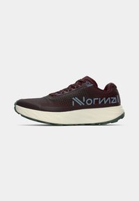 Maroon running shoe with a textured upper, white midsole, green outsole, and reflective detailing. Features a lace-up design and reinforced toe.