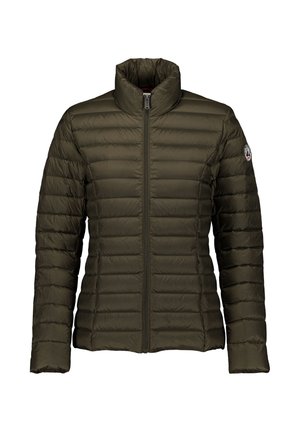 Veste matelassée vert olive avec fermeture éclair intégrale à l'avant, col montant, manches longues et patch logo rond sur le bras gauche.