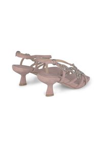 Sandali con tacco in suede rosa, decorati con intricate embellishments in cristallo e un tacco slanciato e svasato. Presentano diversi design di cinturini per un supporto ottimale.