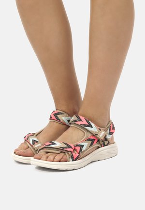 mtng, Sandalias de senderismo - rosa