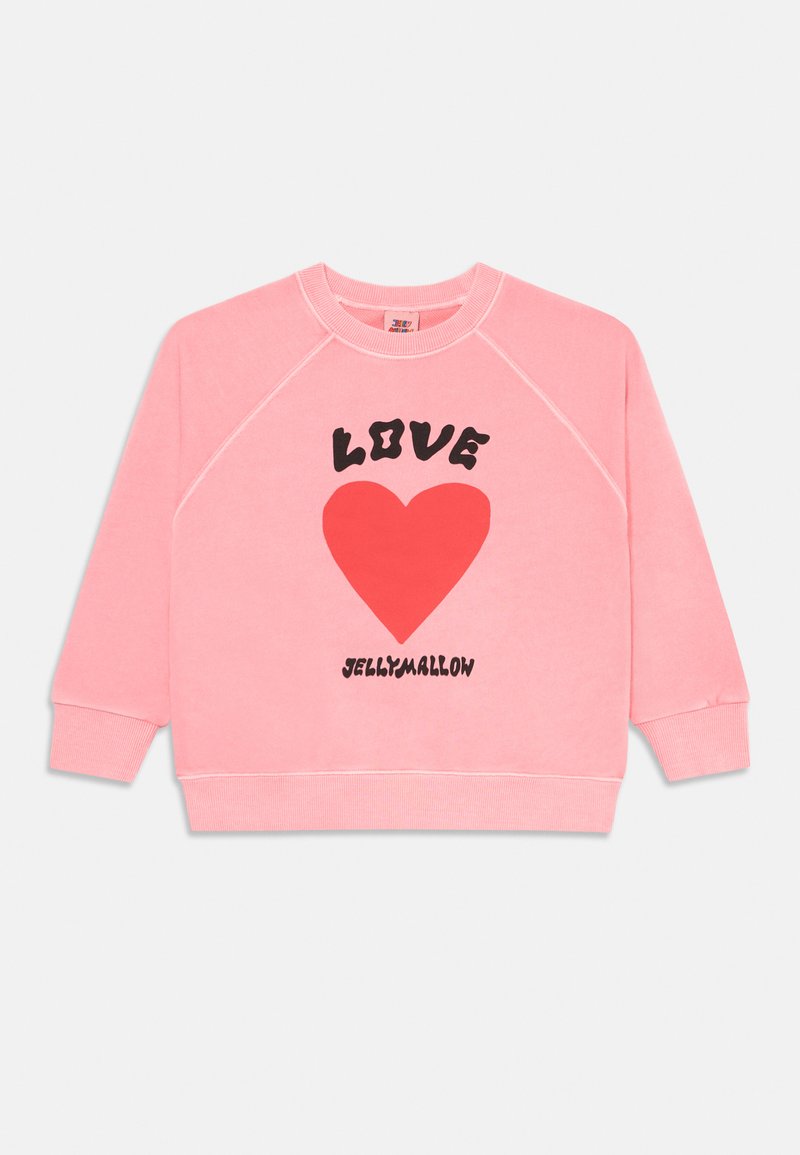 Rosa Sweatshirt mit langen Ärmeln, rotem Herzen und dem Text "LOVE" oben sowie "JELLYMALLOW" unter dem Herzen auf der Vorderseite.