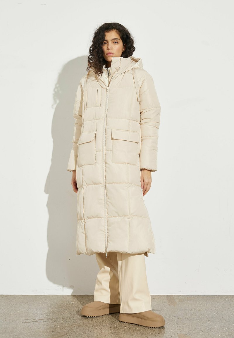 mbyM CABRINI Winter coat white/black Zalando.de