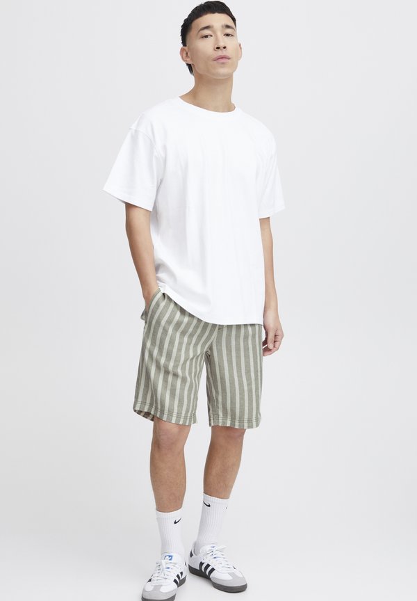 PROESHI LINEN MIX - Shorts - vetiver3