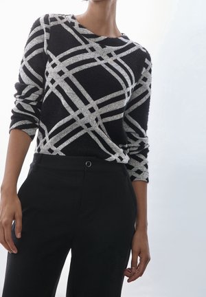 Strickpullover - black