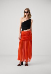 Gestuz MESSI LONG SKIRT - Maxi szoknya - cherry tomato