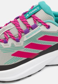 Adidas Terrex TERREX TRAILMAKER  - Scarpa da hiking - sesame/real magenta/core black