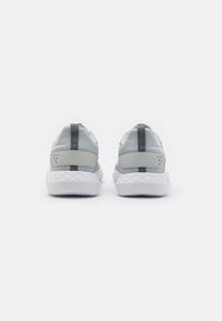 Reebok FLEXAGON ENERGY 4 - Edzőcipő - grey
