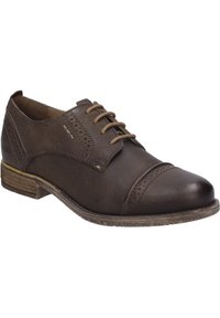 Hnědá kožená oxfordka s kulatou špičkou, šněrovacím designem, dekorativními perforacemi a texturovanou podešví s nízkým podpatkem.