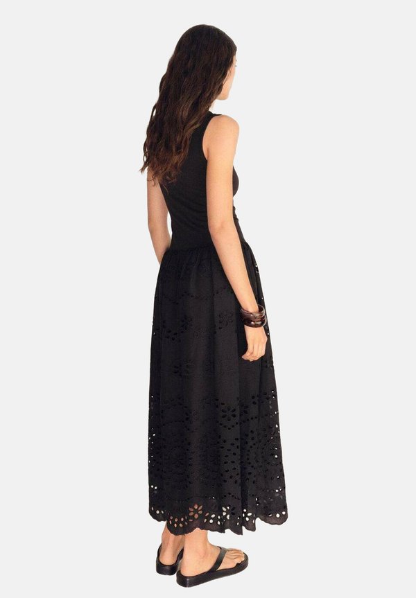 WITH OPENWORK EMBROIDERY - Maxi dress4