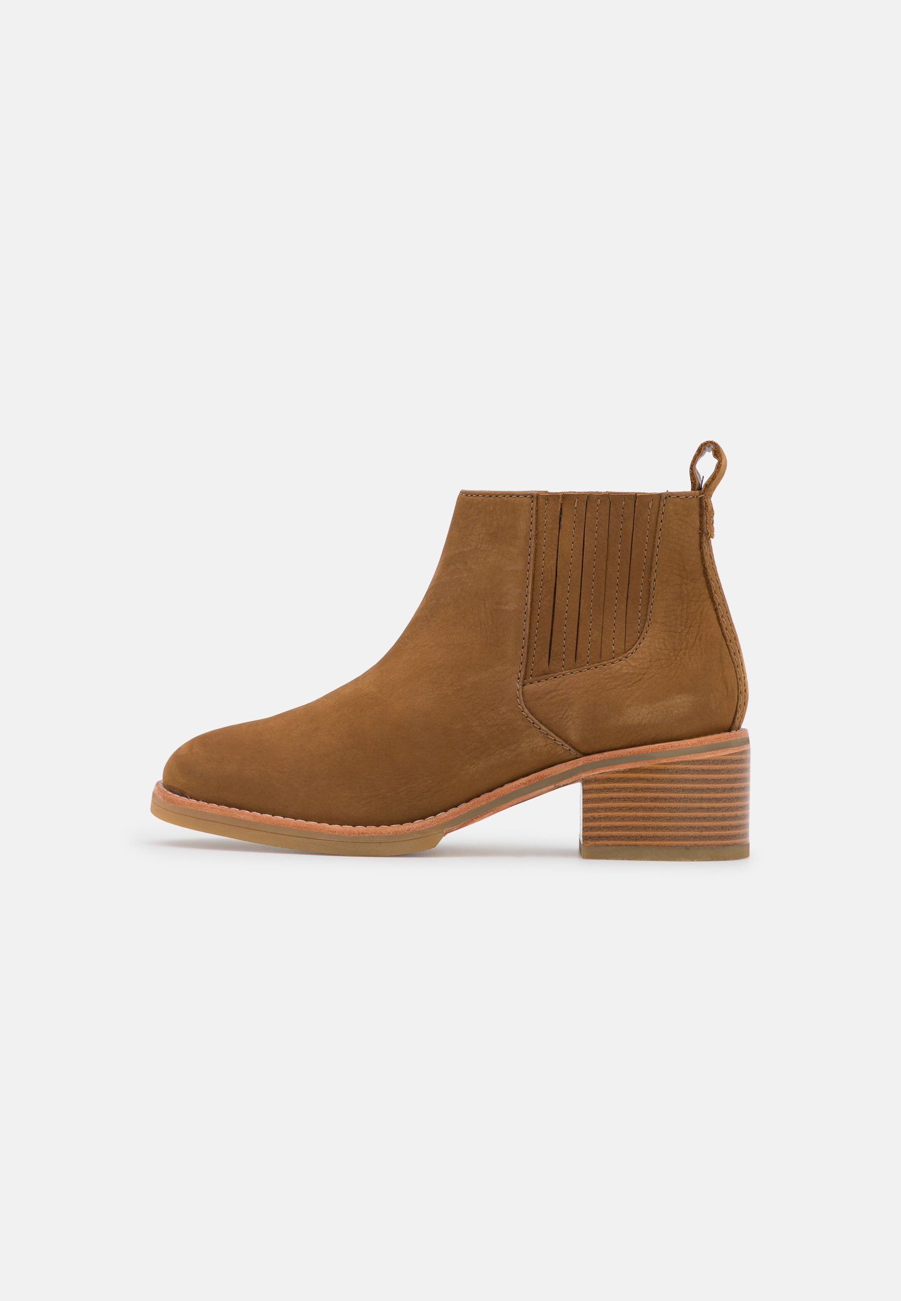 clarks high top boots