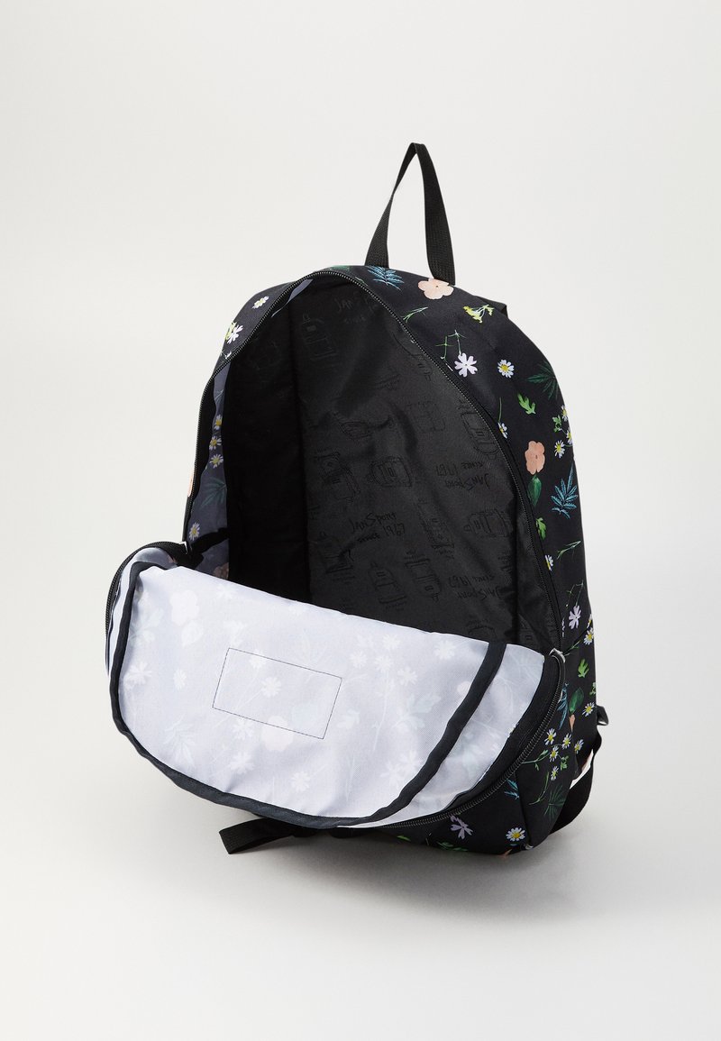 JanSport CROSS TOWN UNISEX - Rucksack - bewitched blooms/multi-coloured - Zalando.ie JanSport CROSS TOWN UNISEX - Rucksack - bewitched blooms/multi-coloured - Zalando.ie