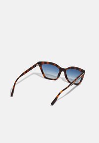 KARL LAGERFELD Sunglasses - tortoise