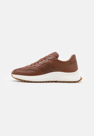 DAVOR - Trainers - cognac