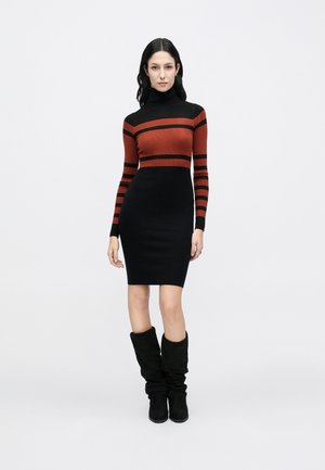 Pulóverruha - brown/black