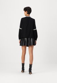 Vero Moda VMRITAH TOP - Blusa - black/birch