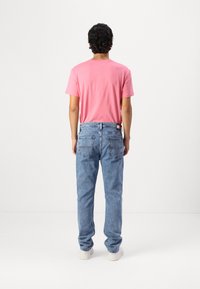 Tommy Jeans RYAN STRAIGHT - Slim fit jeans - denim medium