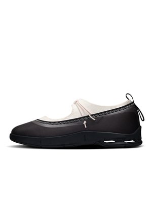On, CLOUDNOVA MOON MARY JANE - Bailarinas con hebilla - black   ivory