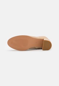 Anna Field Botines bajos - beige