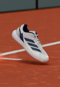 Unausgewählt, footwear white/dark blue/core black