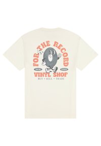 Μπλουζάκι με χαρακτήρα βινυλίου που χαμογελάει και περπατά, περιβαλλόμενο από το κείμενο: «For the Record», «New», «Used», «Vinyl Shop», «Buy Sell Trade».
