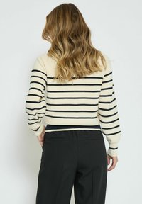 PEPPERCORN SARA ROUND NECK - Jopica - navy stripe