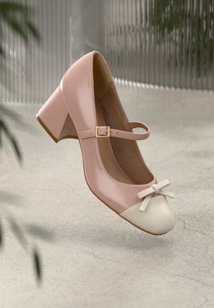 Classic heels - light pink