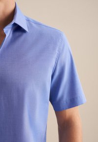 Seidensticker SHAPED FIT - Zakelijk overhemd - blau
