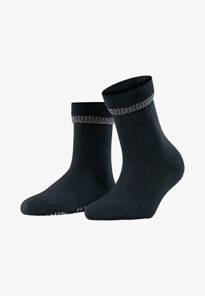 Marineblauwe gebreide sokken met grijze geribde boorden, voorzien van een gestructureerd patroon en versterkte tenen en hakken voor duurzaamheid.