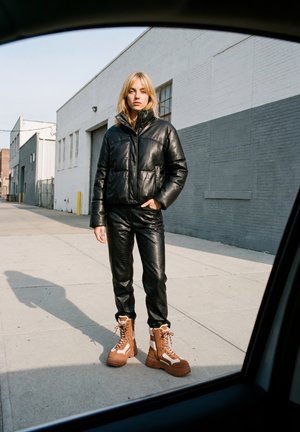Buffalo, FUSION COM HI WARM  - Botas para la nieve - cognac cream