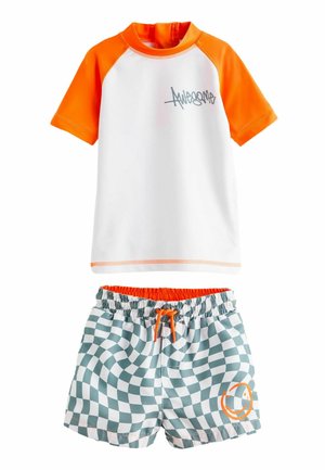 Next SUNSAFE SET - REGULAR FIT - Shorts - orange checkerboard