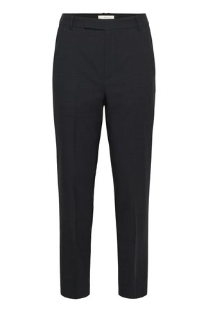 Czarne dopasowane spodnie uszyte z gładkiego materiału. Charakteryzują się prostym krojem, płaskim przodem i bocznymi kieszeniami, z dyskretnym pasem w talii. Bez wzorów ani akcentów.