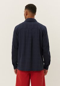 Thumbnail Image 2