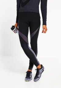 Nike Performance Trikoot - black
