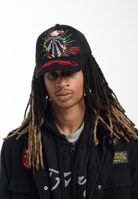 Ed Hardy UNISEX PERCHING-HARPY FRONT TRUCKER - Cap - black
