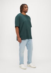Lyle & Scott Lihtne T-särk - teal