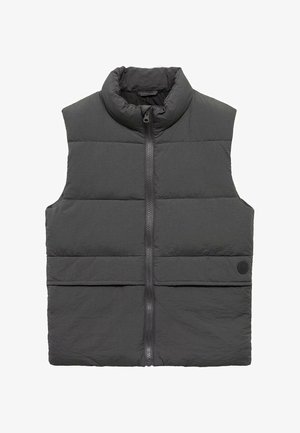 Pohodlná šedá vesta s vysokým límcem, předním zipem a dvěma vodorovnými kapsami. Má strukturovanou tkaninu a kulaté logo na boku.