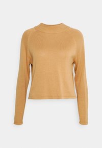 Maglione lavorato a maglia marrone chiaro a maniche lunghe, con un alto colletto, dettagli a coste all'orlo e al collo, e una vestibilità comoda.