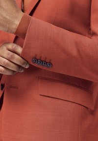 ROY ROBSON COLOURED SUIT IM SLIM FIT - Anzug - orange