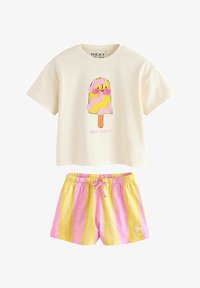Unselected, ecru pink ice cream character