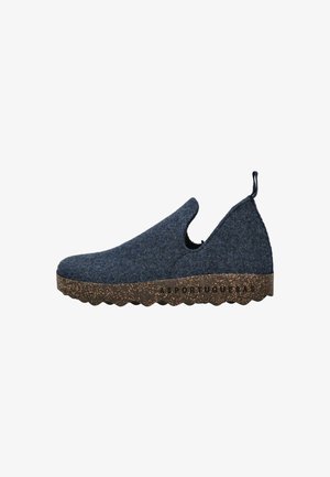 Dunkelblauer Slipper mit strukturiertem Stoffobermaterial, braun gesprenkelter Sohle mit "ASPORTUGUESAS"-Markenlogo und einer Lasche an der Ferse.